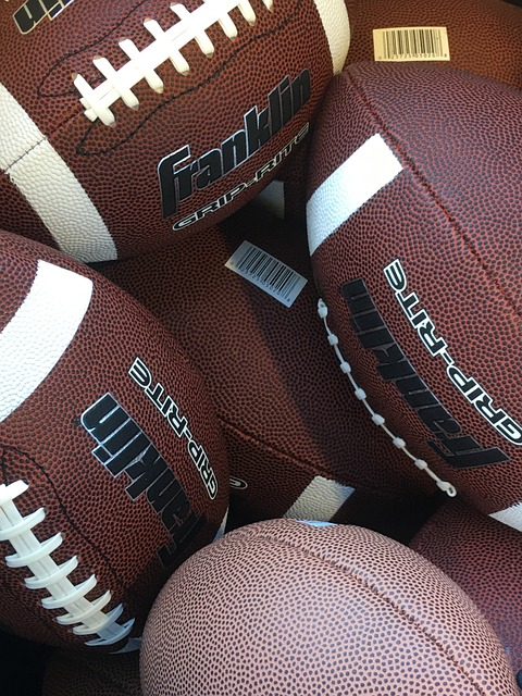 比职业球员 比职业球员